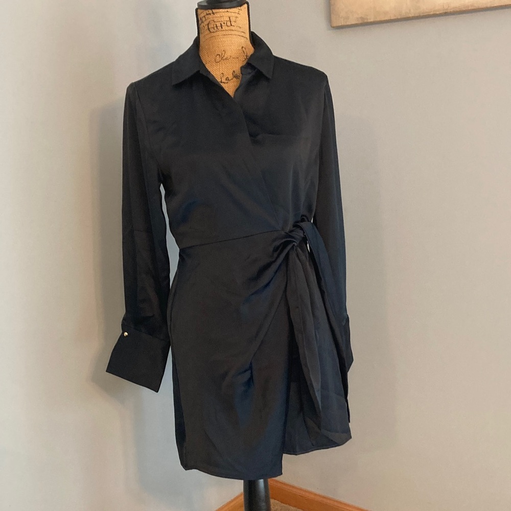 House of Harlow NWOT Satin Wrap Tie Mini Dress Women Size Small - Picture 2 of 14